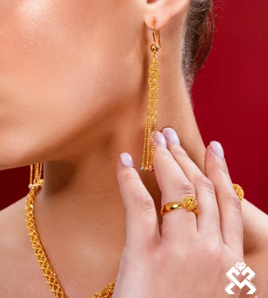 Gold Set 21k Adorned with Tassels, weight 60.31g